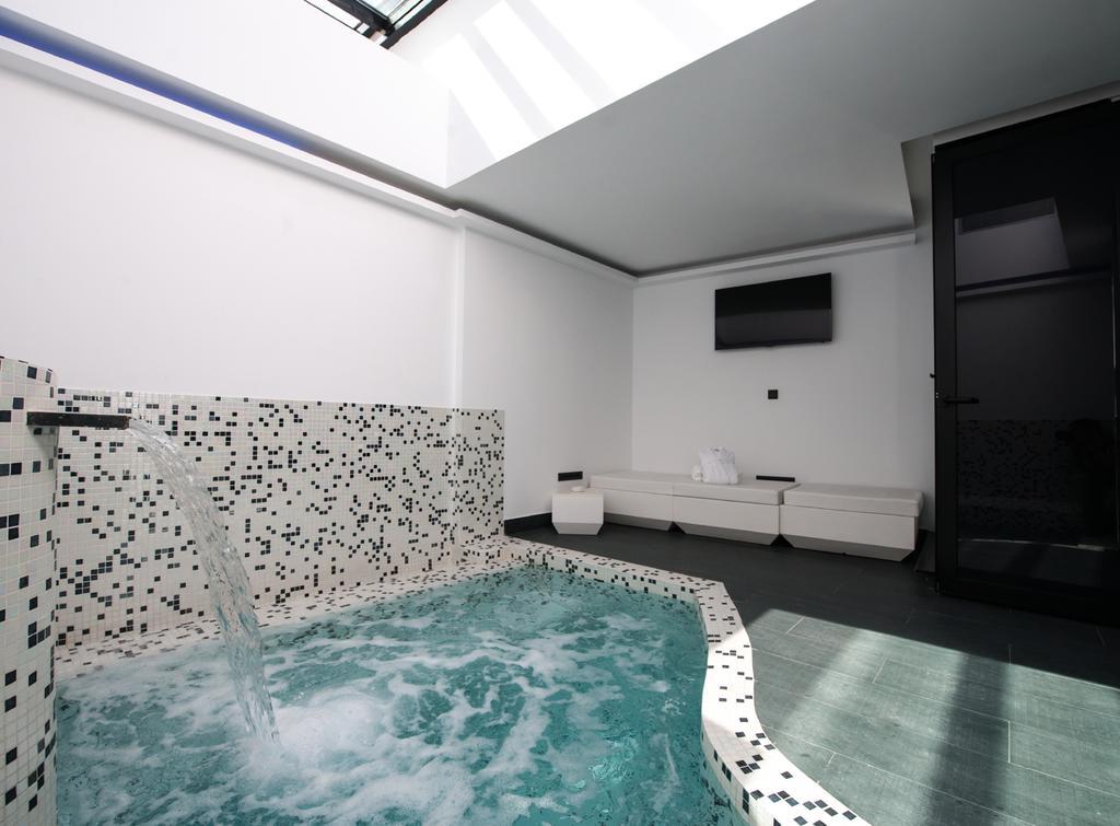 Hotel Loob Madrid (Adults Only) Torrejón de Ardoz Pokoj fotografie