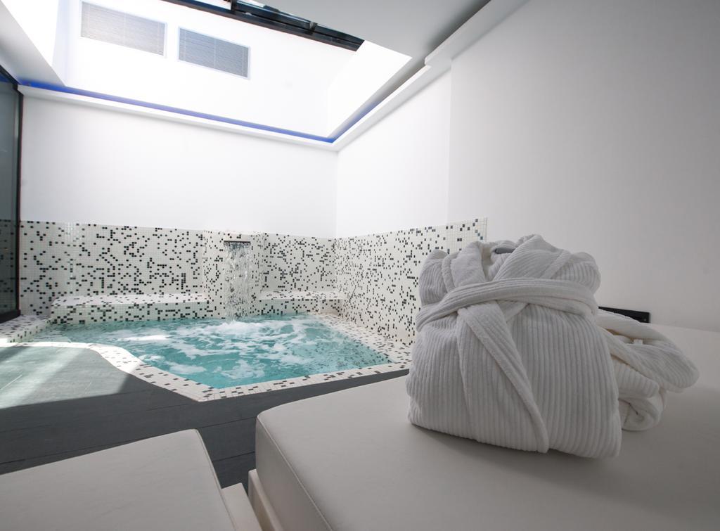 Hotel Loob Madrid (Adults Only) Torrejón de Ardoz Pokoj fotografie